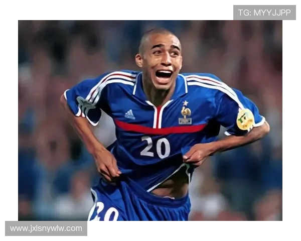 特雷泽盖争议言论引发热议劳塔罗被评为现役前锋第一人