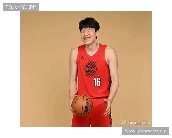 杨瀚森坦言新秀身份不急于成为球队核心全力以赴争取机会